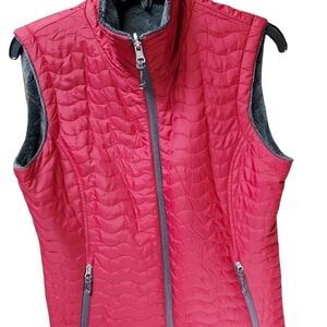 Free country red/fur reverse vest med